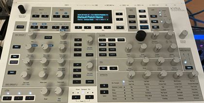 Waldorf-Kyra virtually as new